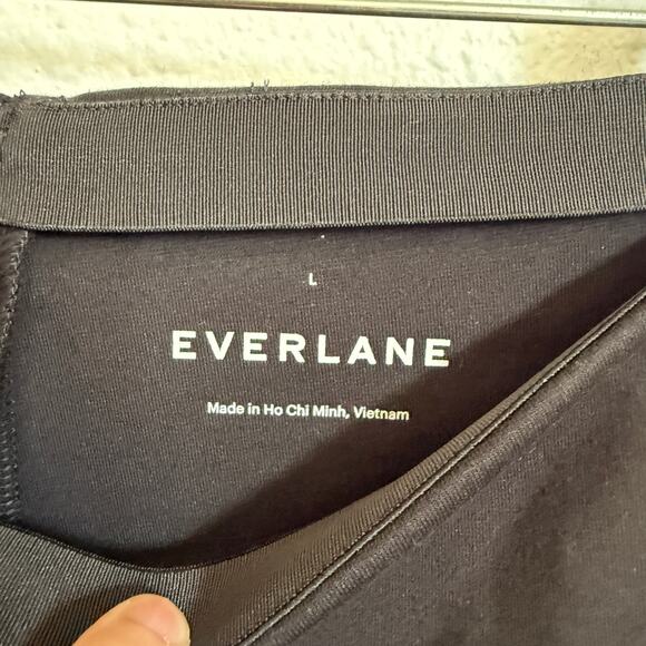 NEW Everlane The Dream Kick Flare Pant in Black - Picture 5 of 9